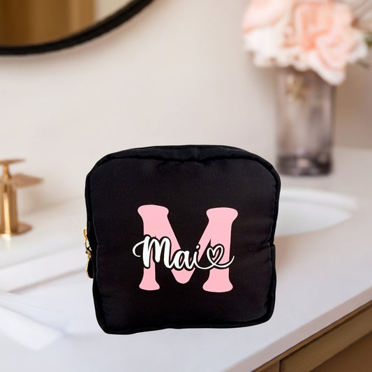 Neceser pequeño con inicial y nombre